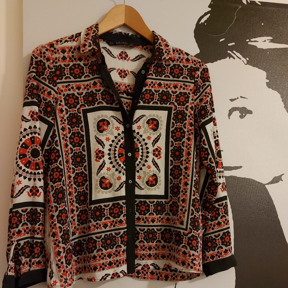 ZARA Basic Moroccan print blouse